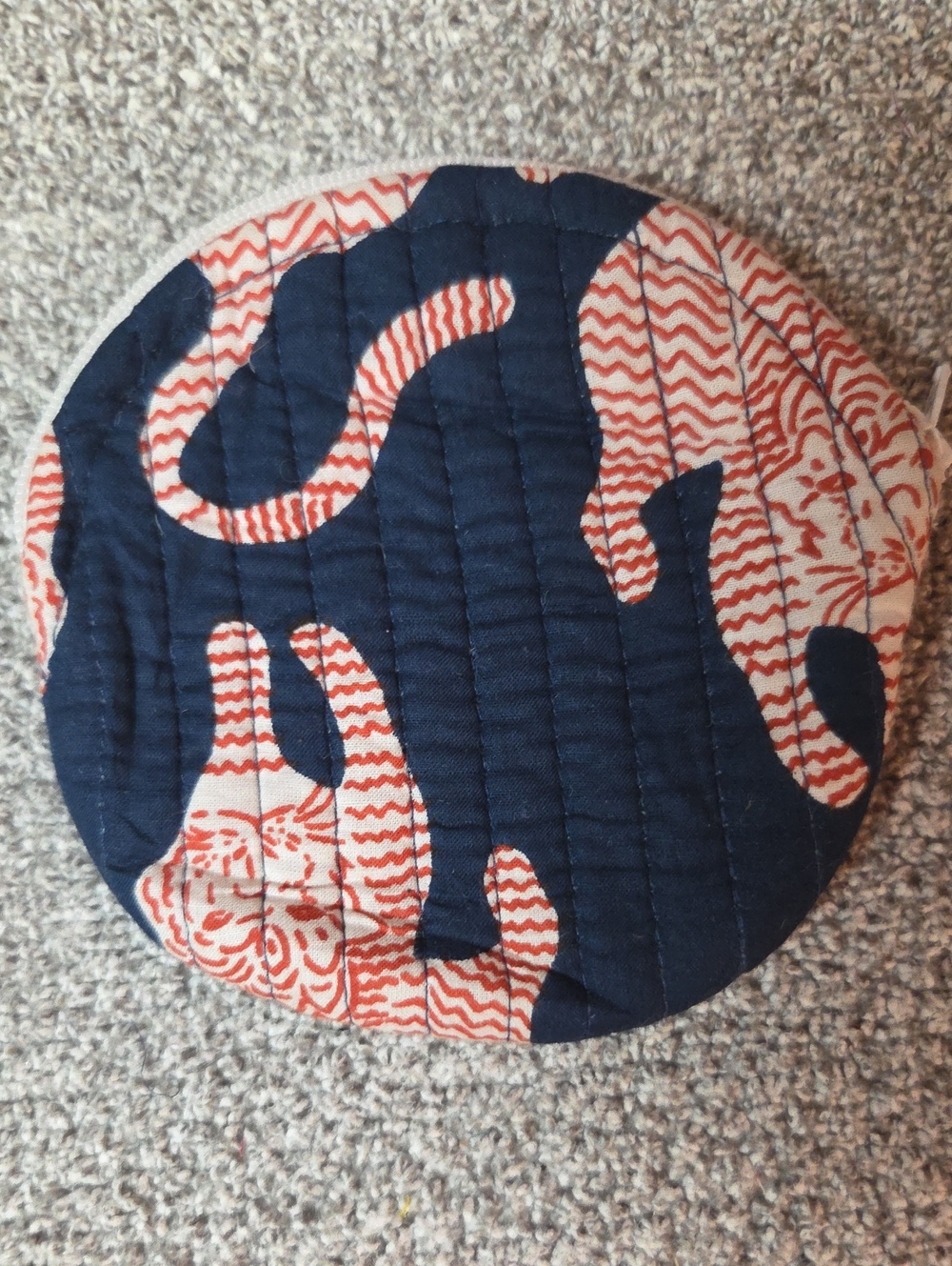 Quilted Round Pouch #72